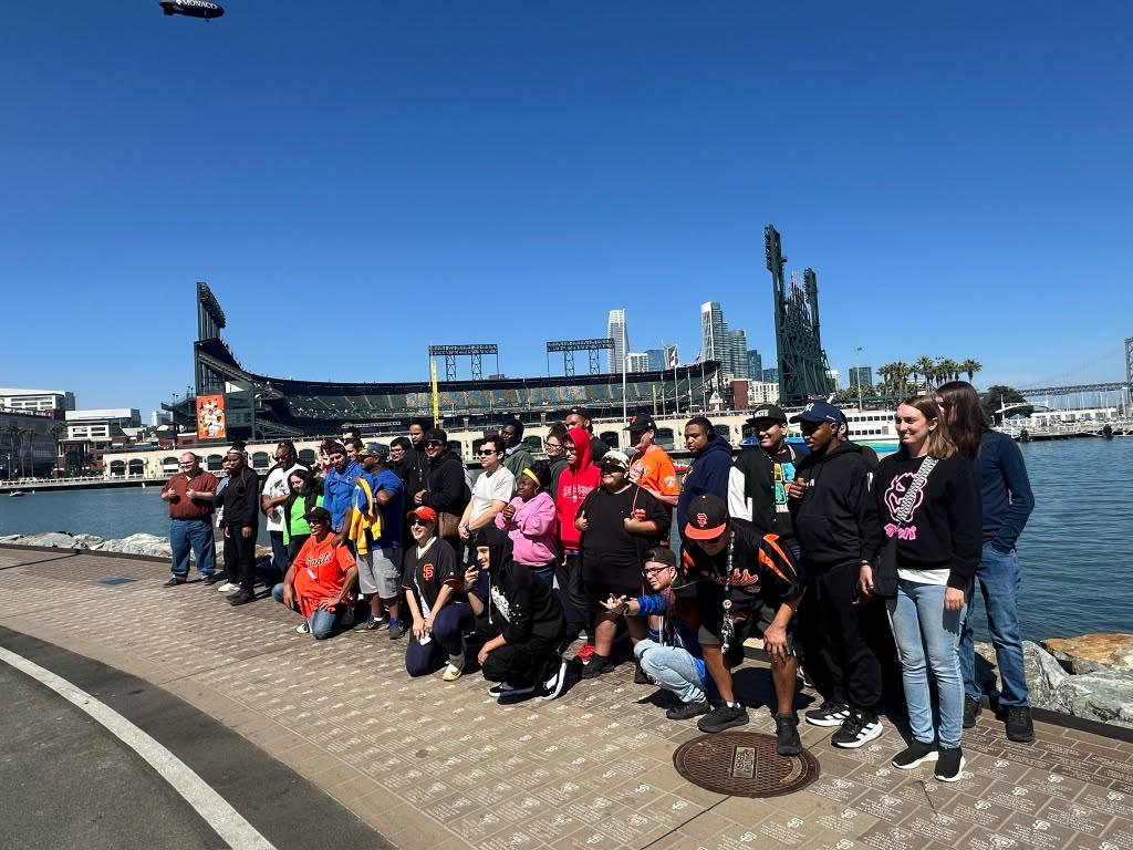 From the bus ride laughs to the stadium snacks, our participants had a great time during their outing to Oracle Park! 🚌⚾🌭